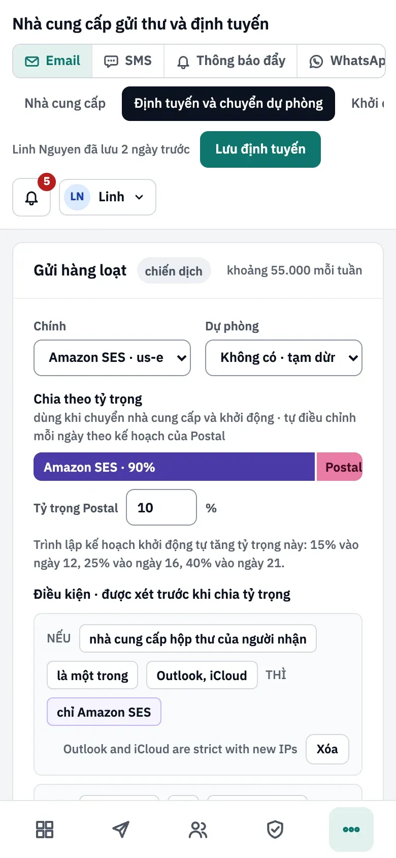 Trang định tuyến trên điện thoại: thẻ Gửi hàng loạt với nhà cung cấp chính, nhà cung cấp dự phòng, phần chia theo tỷ trọng và điều kiện đầu tiên, phía trên thanh tab dưới cùng.